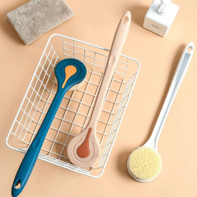 Long-Handle Bath Brush – Soft Bristles for Full-Body Cleansing